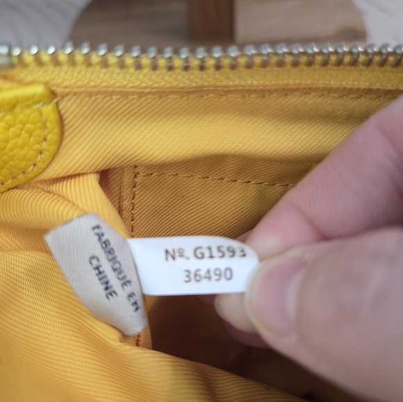 Coach Rhyder Shearling Pochette Banana Crossbody Purse 36490, EUC - Picture 16 of 16